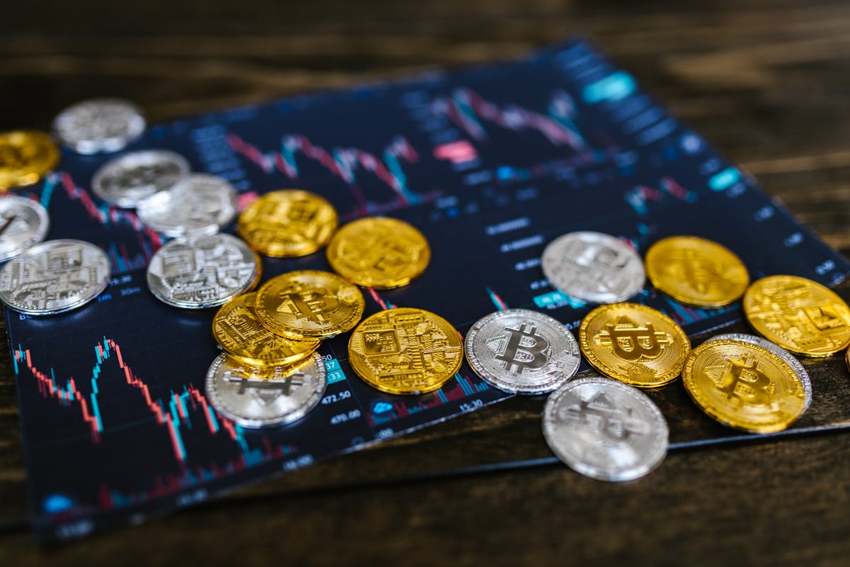 BlackRock Posts Massive Bitcoin ETF Inflows as Morgan Stanley Debuts MSBT With Strong Early Demand